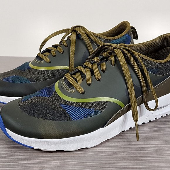 Nike Air Max Thea Sneaker Jaquard Olive/Dark Loden/Blue/Black, Womens Size 7 /38 - Picture 3 of 8